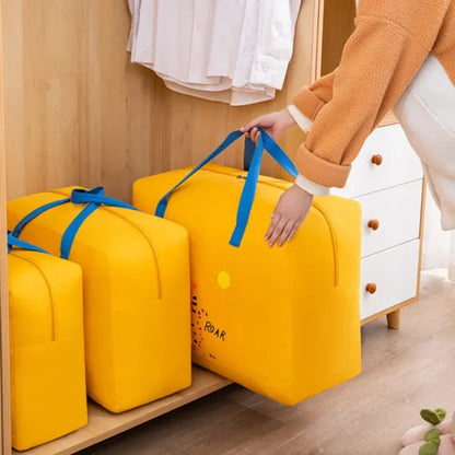 Storage Bags Cartoon Pattern Double Zipper 120 Gsm ( Random Color )